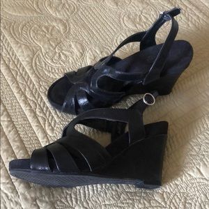 Aerosoles Black sandals